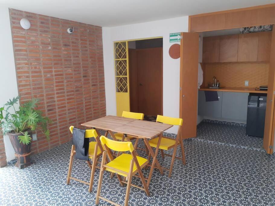 Estudio #5 Casa Fatima, 8 Min Del Centro 1 Persona 과달라하라 외부 사진